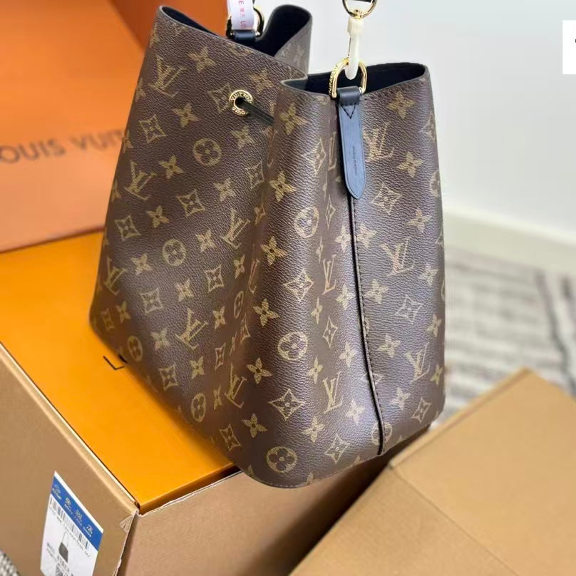 High-end Bag Customization - LV