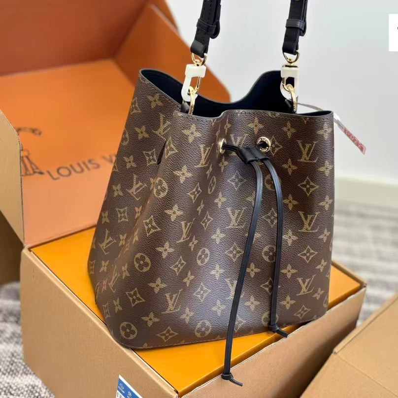 High-end Bag Customization - LV