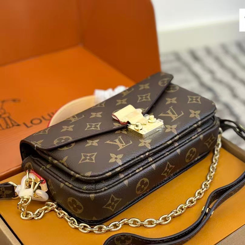 High-end Bag Customization - LV
