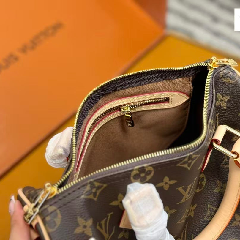 High-end Bag Customization - LV