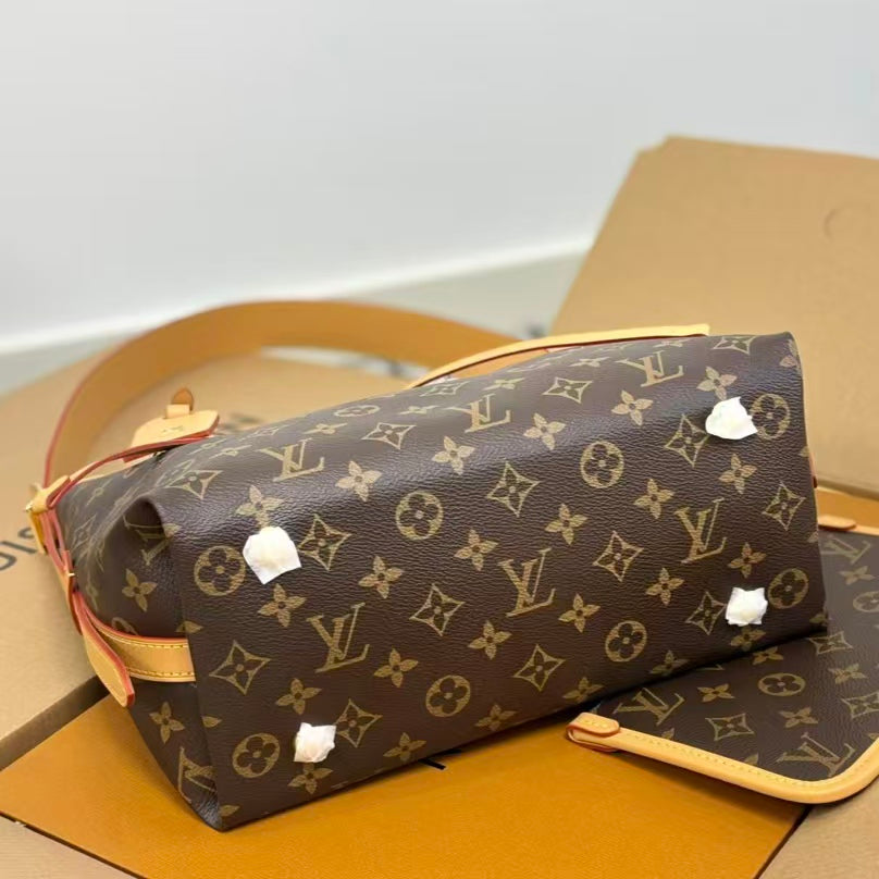 High-end Bag Customization - LV