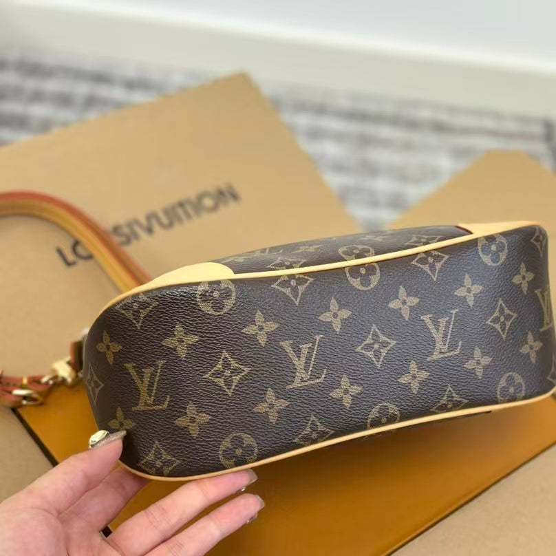 High-end Bag Customization - LV