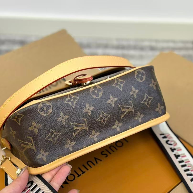 High-end Bag Customization - LV