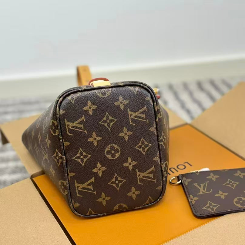 High-end Bag Customization - LV