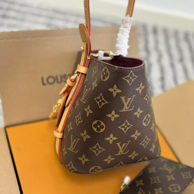 High-end Bag Customization - LV