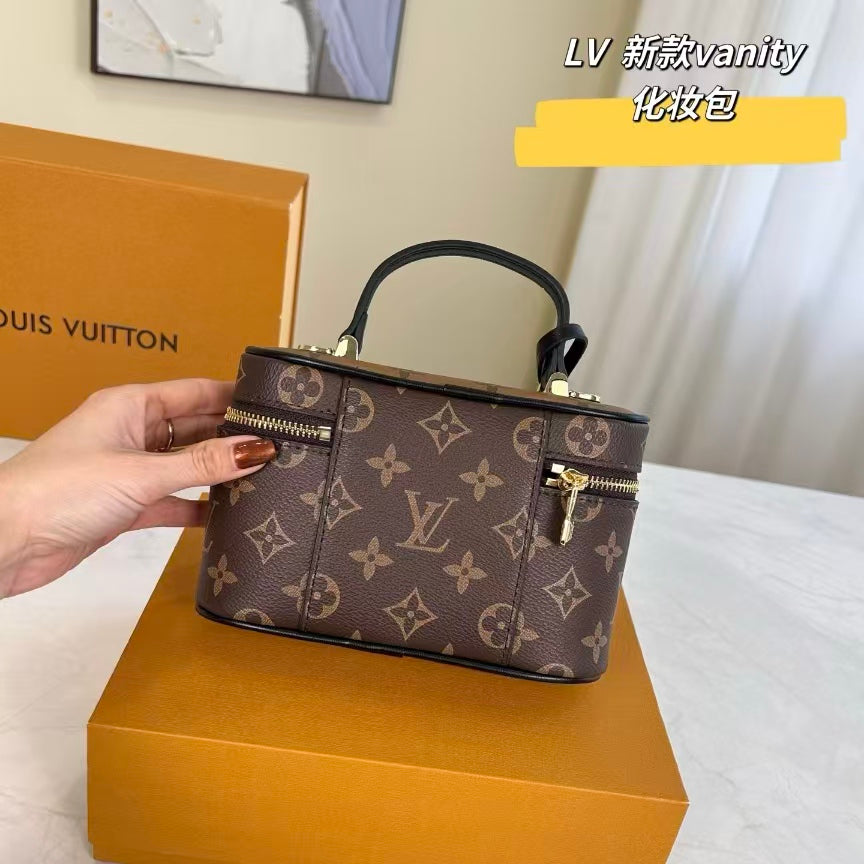 High-end Bag Customization - LV