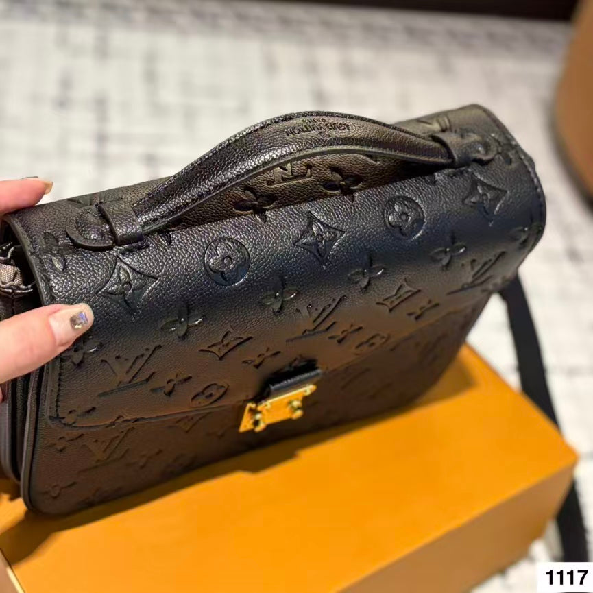High-end Bag Customization - LV