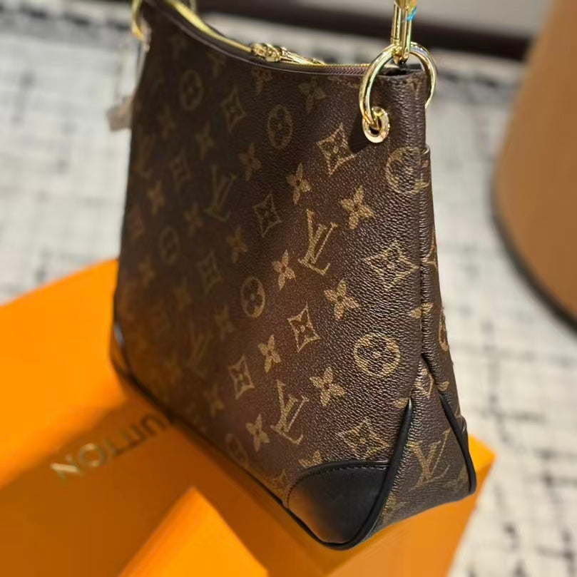 High-end Bag Customization - LV
