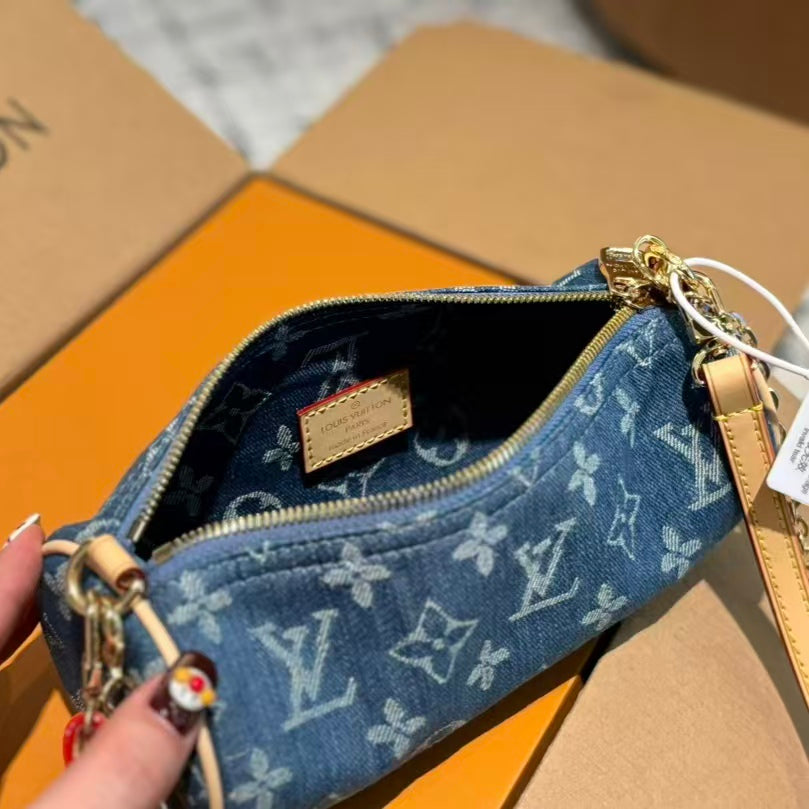 High-end Bag Customization - LV