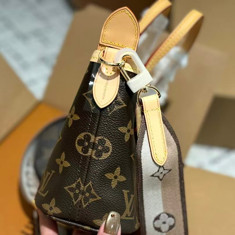High-end Bag Customization - LV