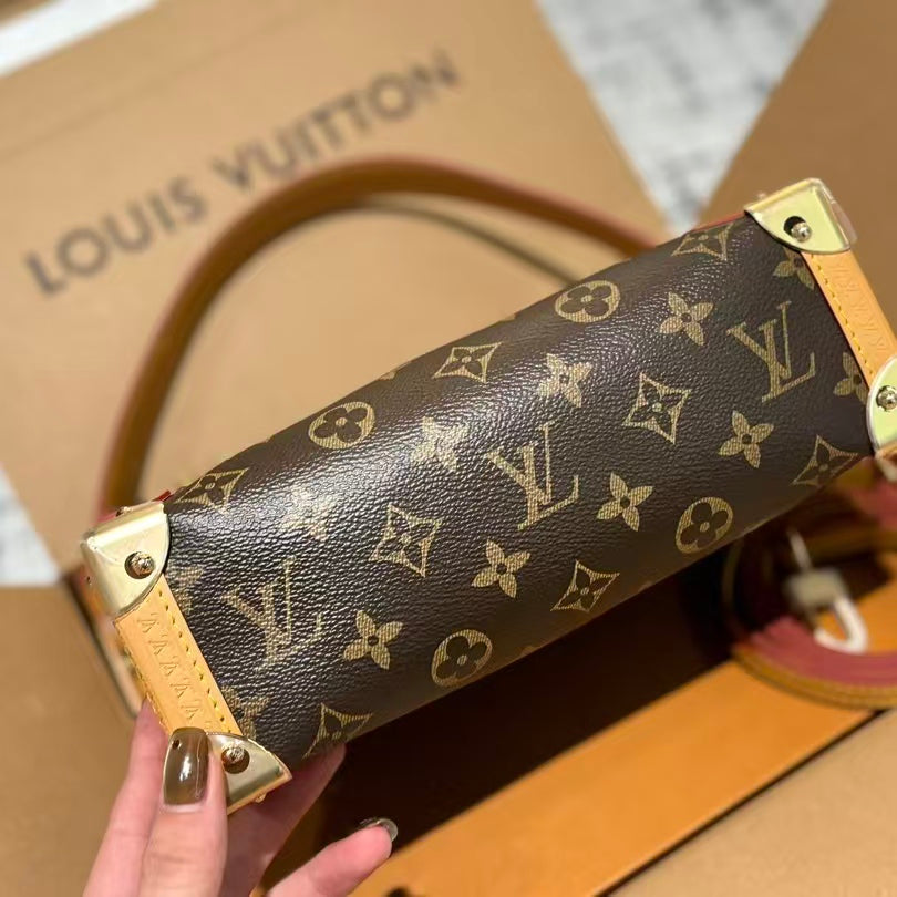 High-end Bag Customization - LV
