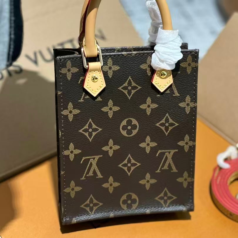 High-end Bag Customization - LV