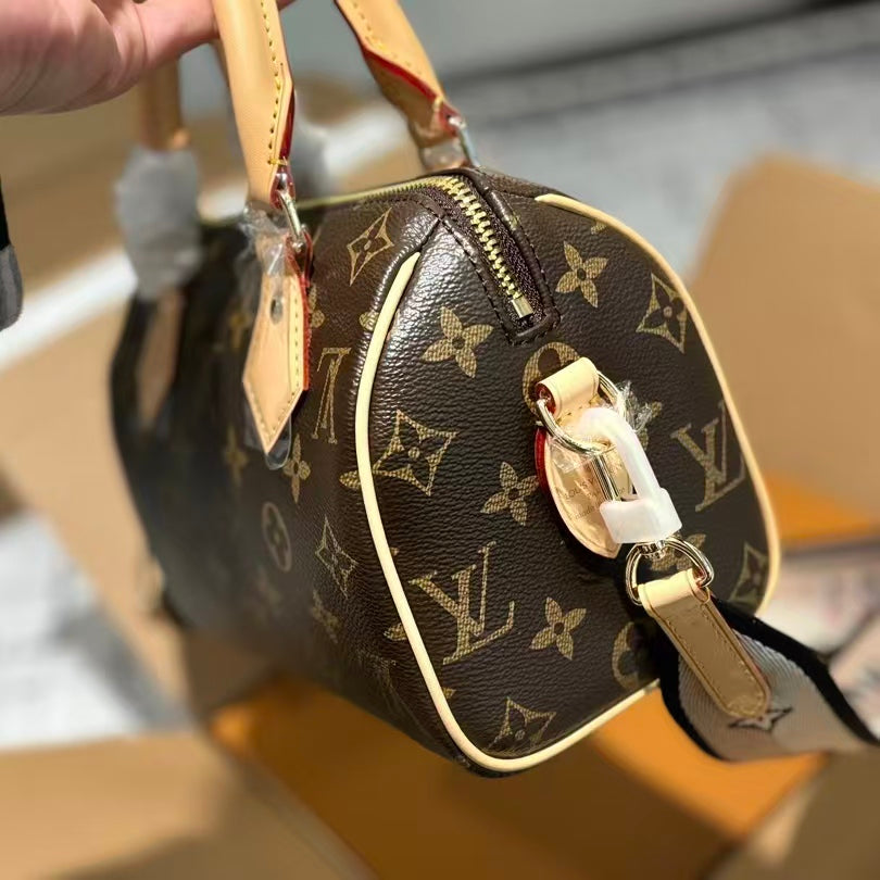 High-end Bag Customization - LV