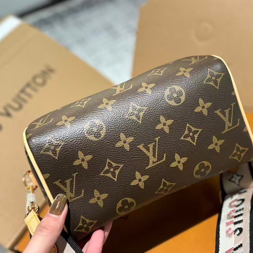 High-end Bag Customization - LV