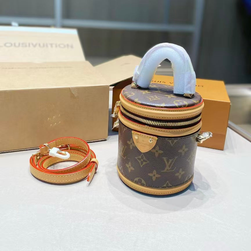 High-end Bag Customization - LV