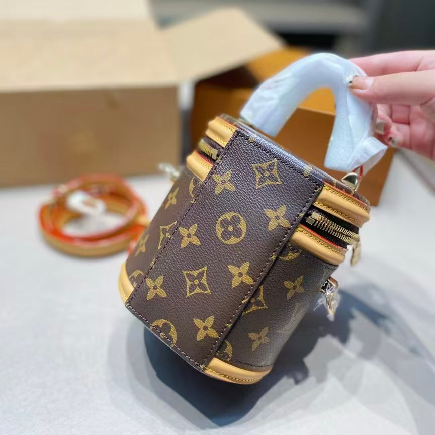 High-end Bag Customization - LV
