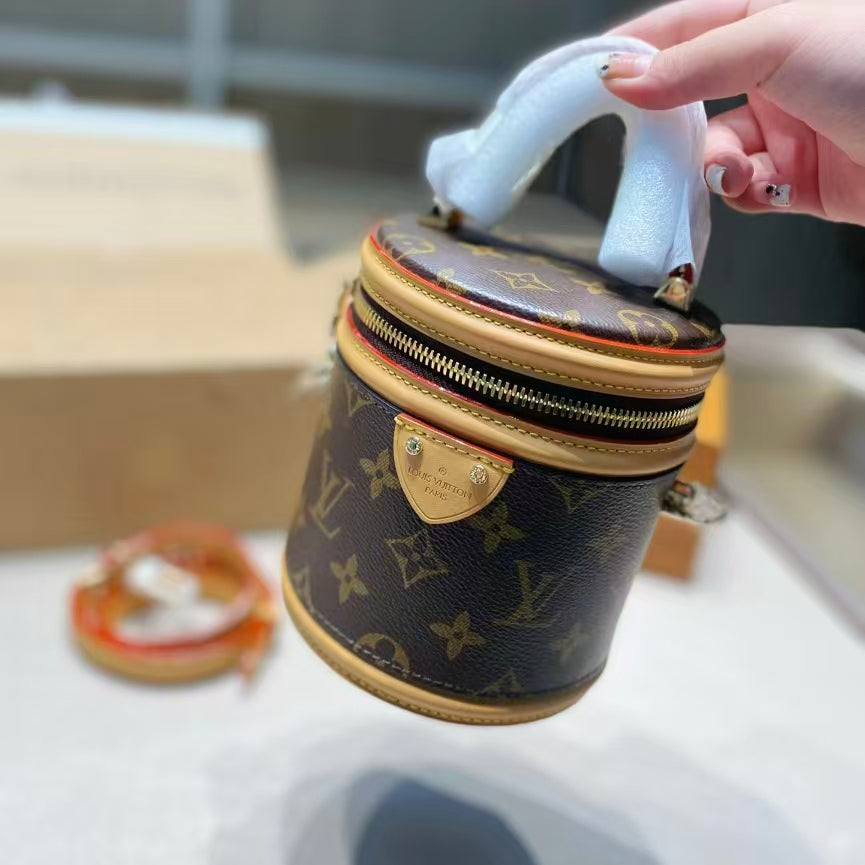 High-end Bag Customization - LV