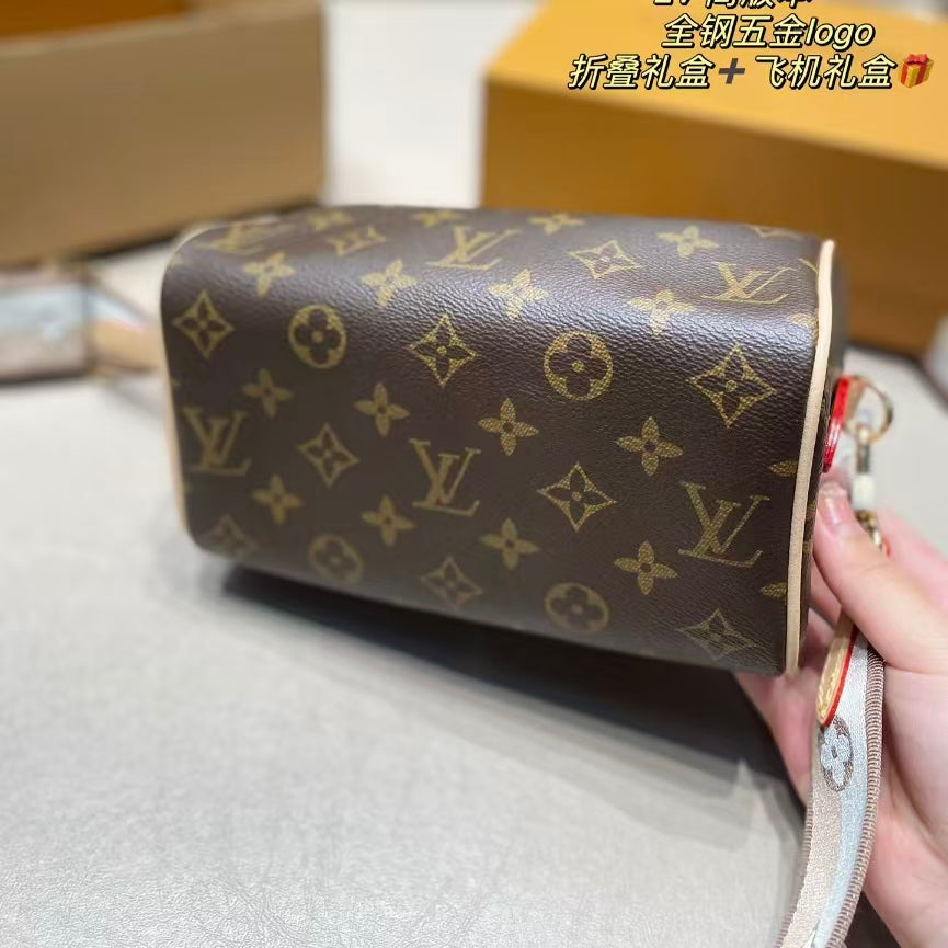 High-end Bag Customization - LV