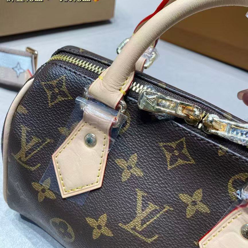 High-end Bag Customization - LV