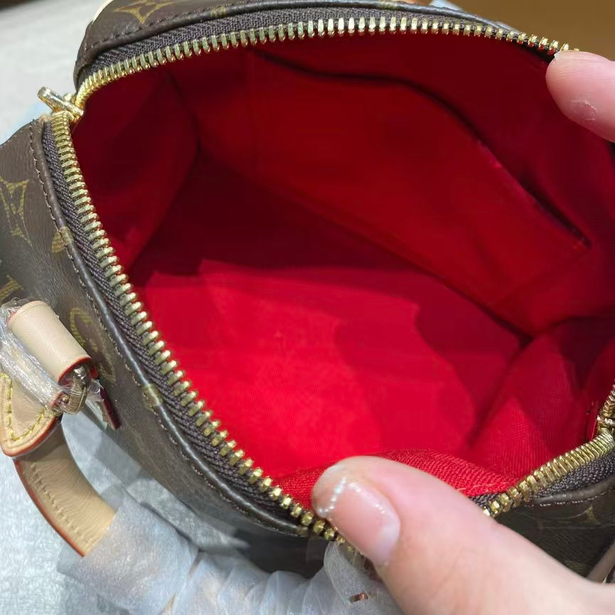 High-end Bag Customization - LV