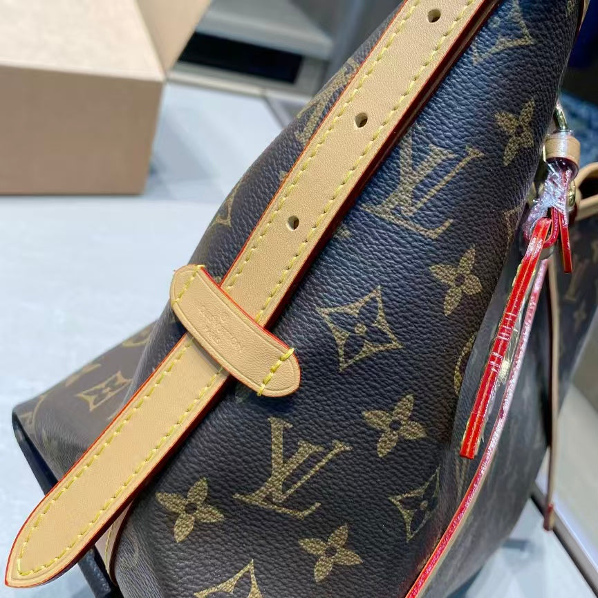 High-end Bag Customization - LV