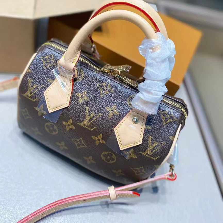 High-end Bag Customization - LV