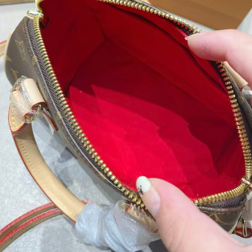 High-end Bag Customization - LV