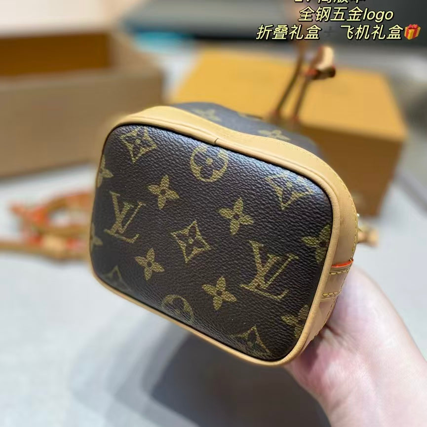 High-end Bag Customization - LV