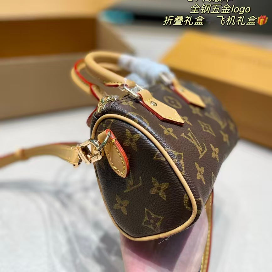 High-end Bag Customization - LV