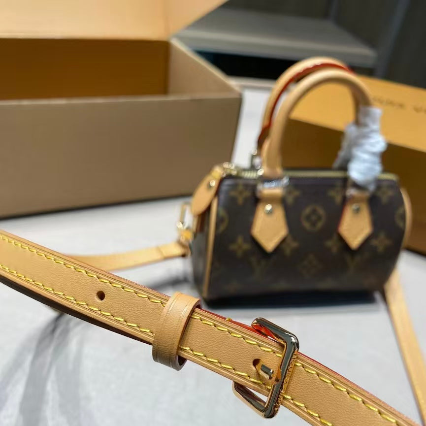 High-end Bag Customization - LV