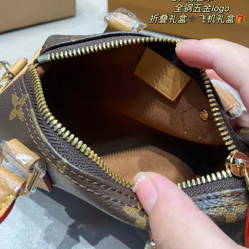 High-end Bag Customization - LV