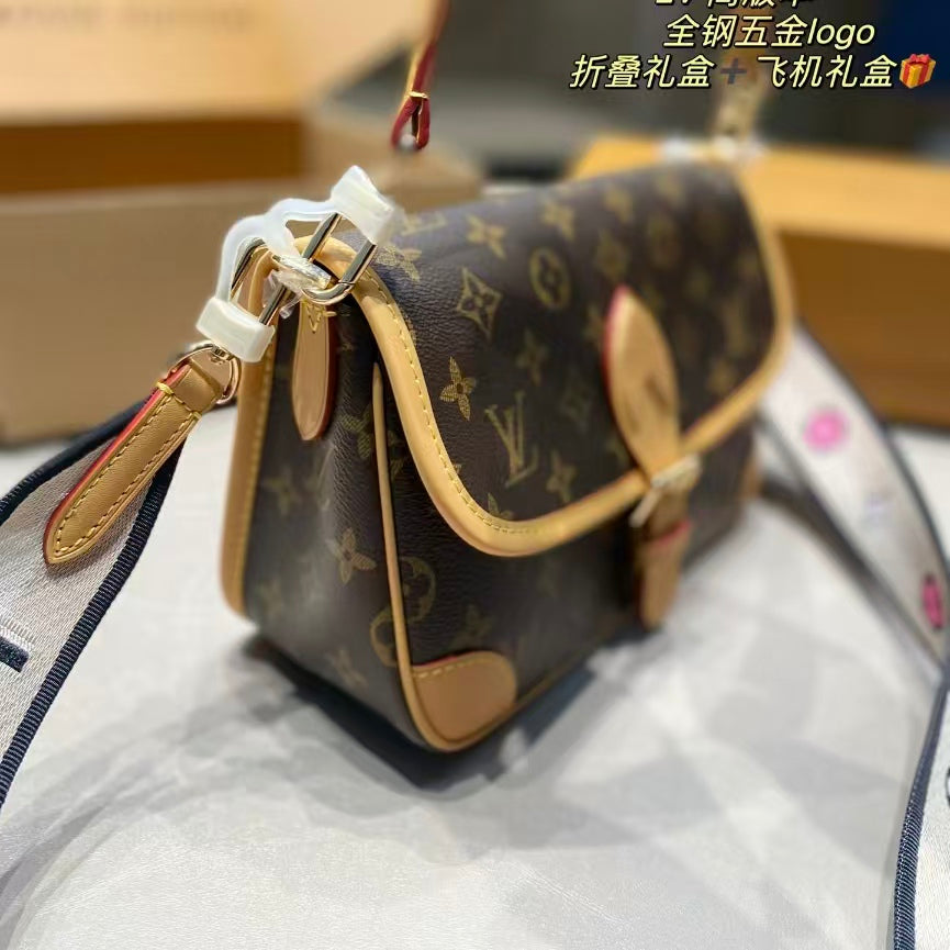 High-end Bag Customization - LV