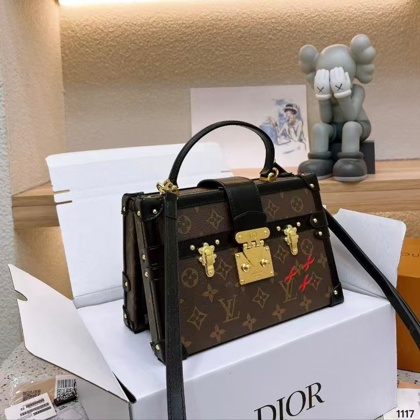 High-end Bag Customization - LV