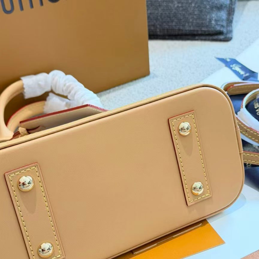 High-end Bag Customization - LV