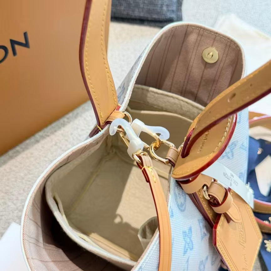 High-end Bag Customization - LV