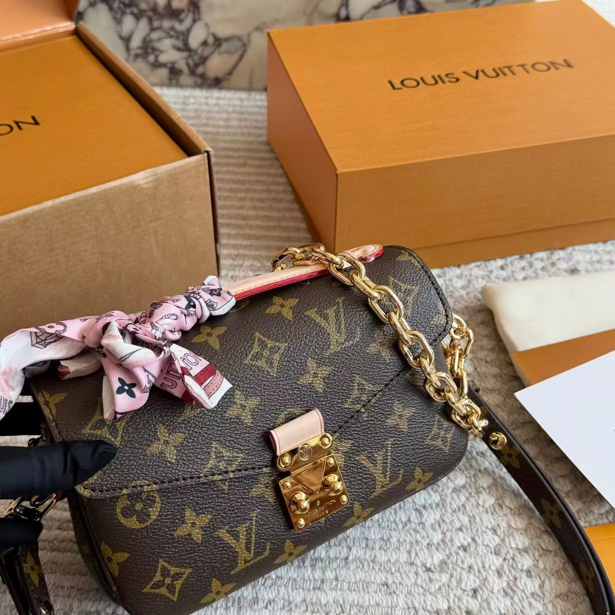 High-end Bag Customization - LV