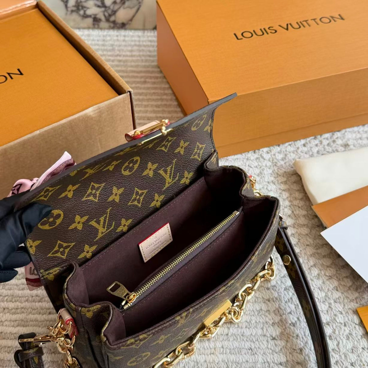 High-end Bag Customization - LV
