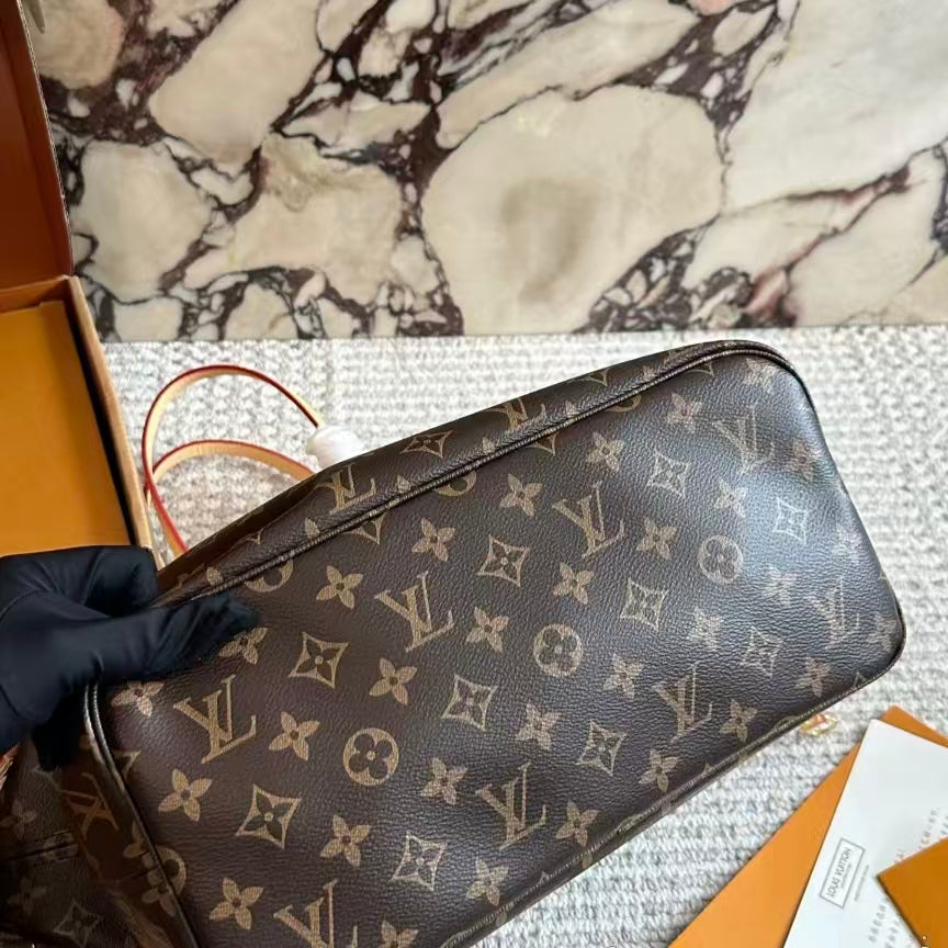 High-end Bag Customization - LV