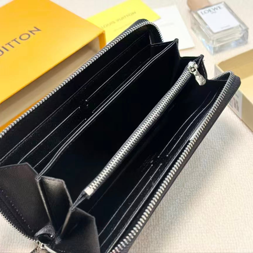 High-end Bag Customization - LV