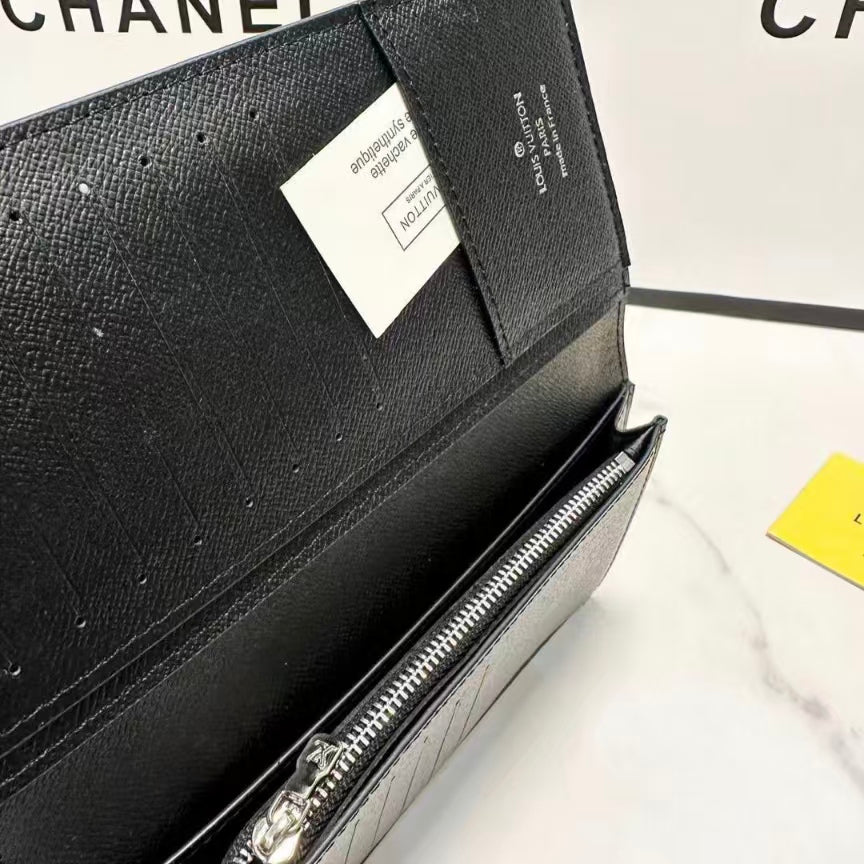 High-end Bag Customization - LV