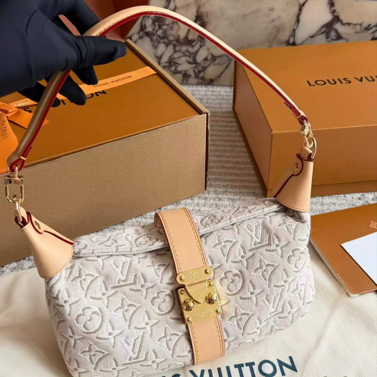 High-end Bag Customization - LV