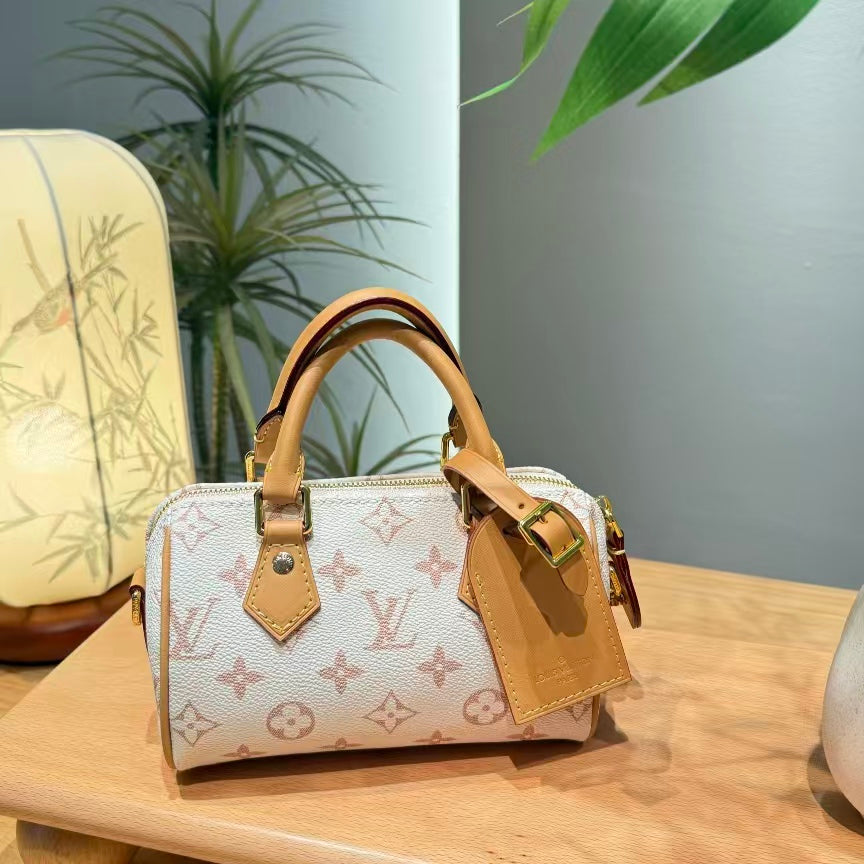 High-end Bag Customization - LV