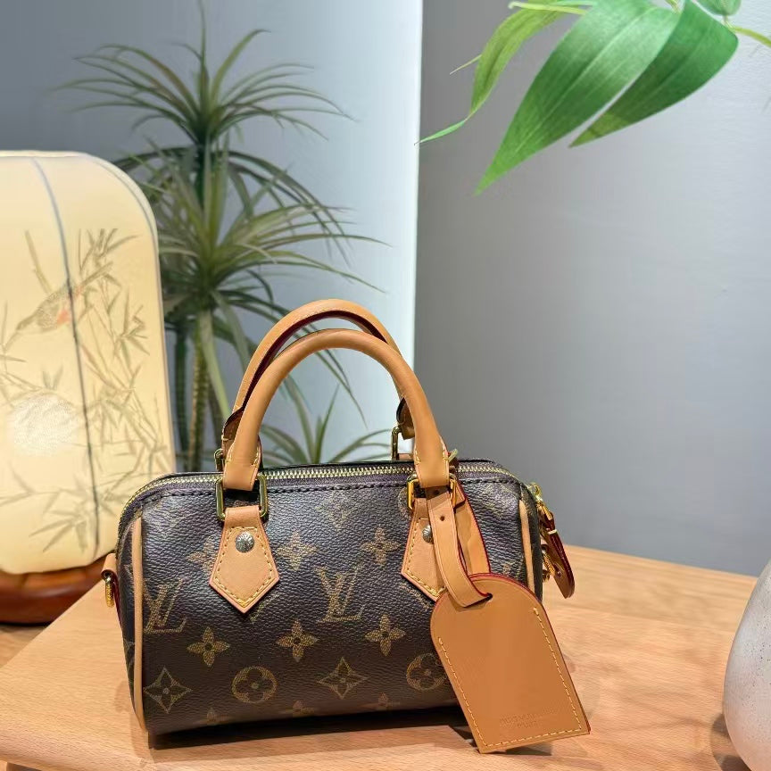 High-end Bag Customization - LV