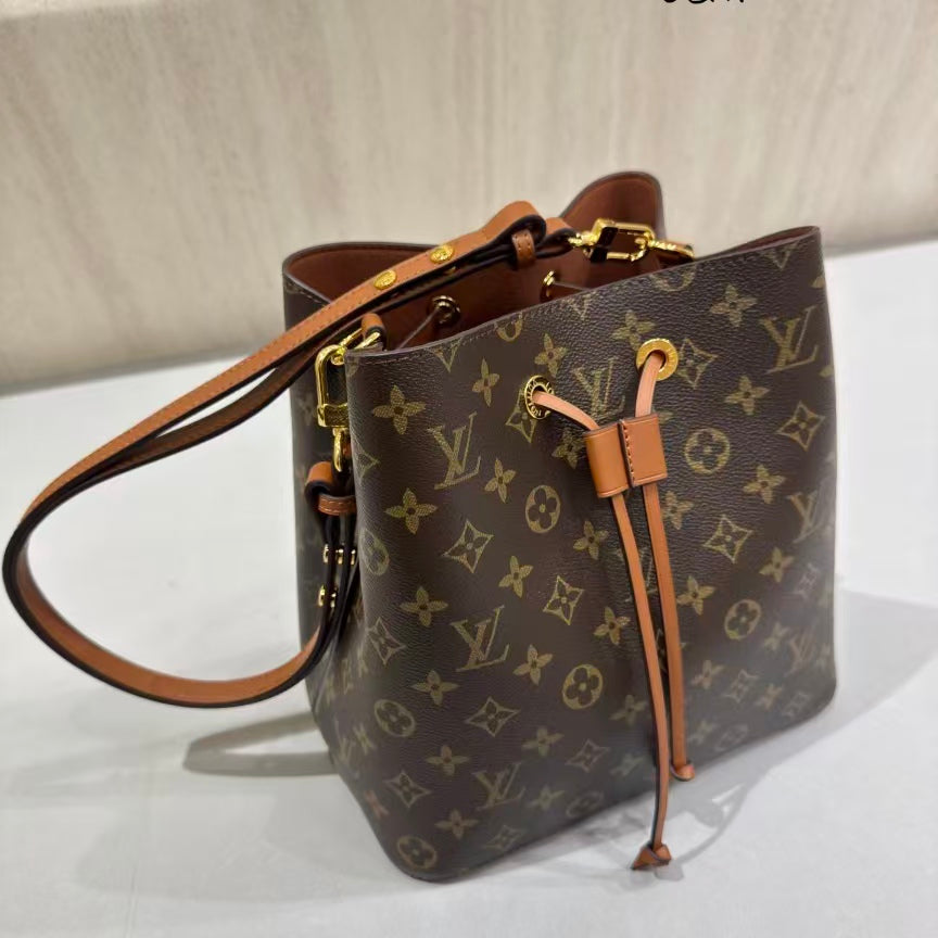 High-end Bag Customization - LV