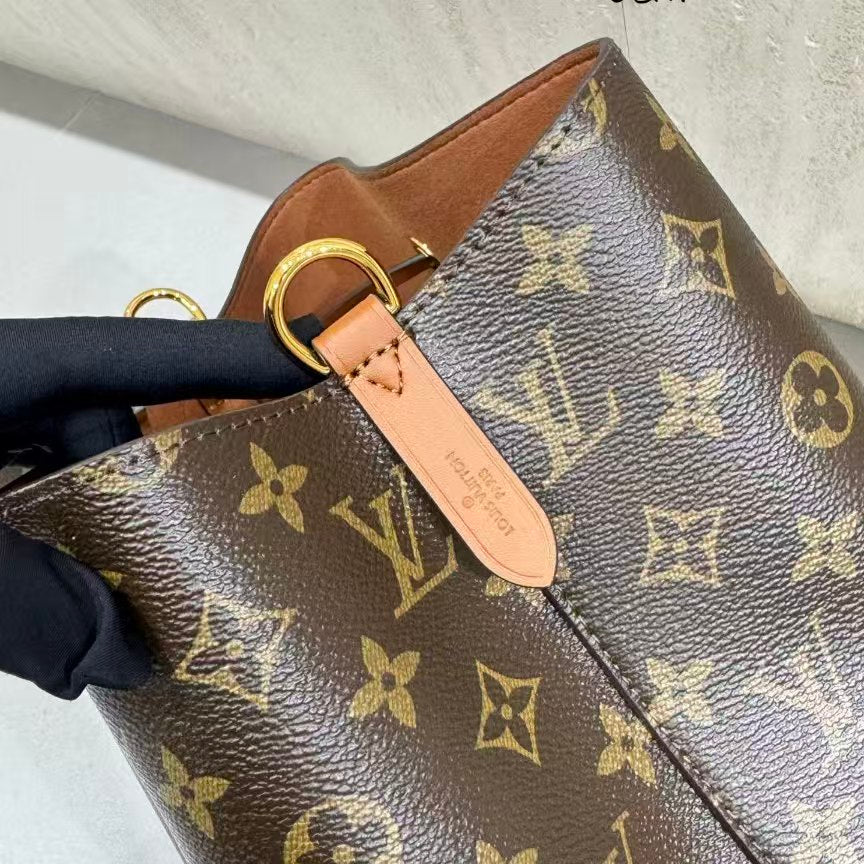High-end Bag Customization - LV