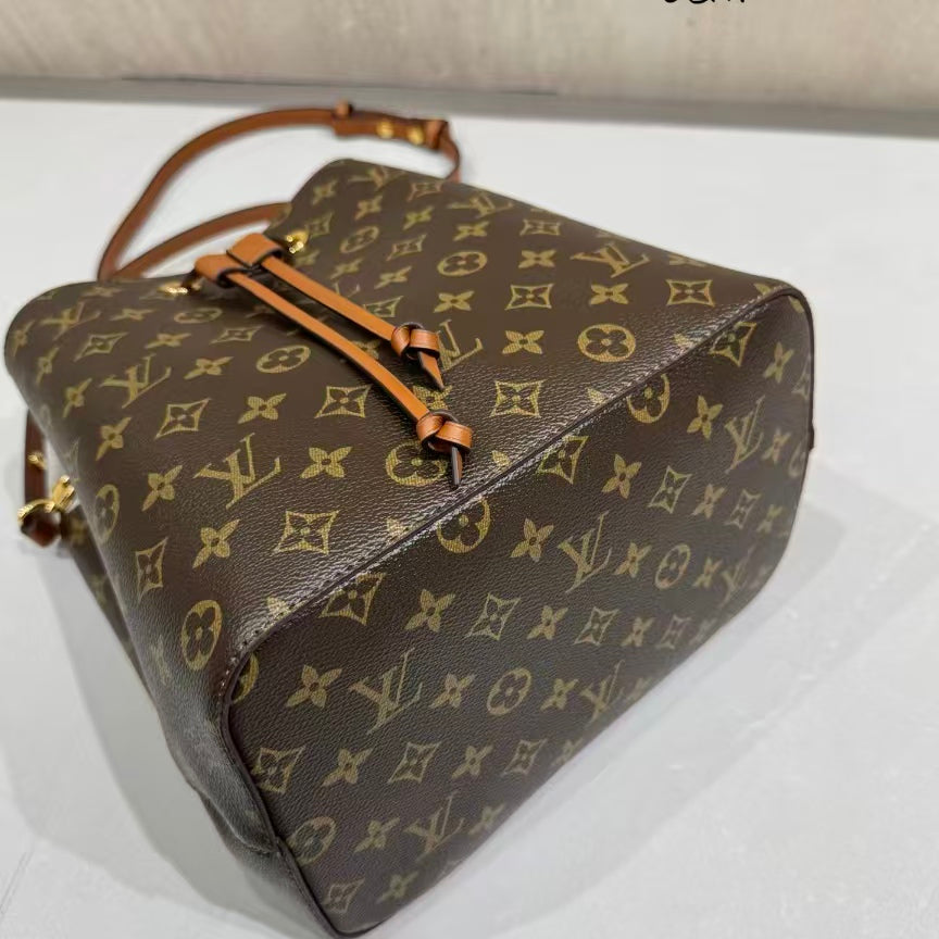 High-end Bag Customization - LV