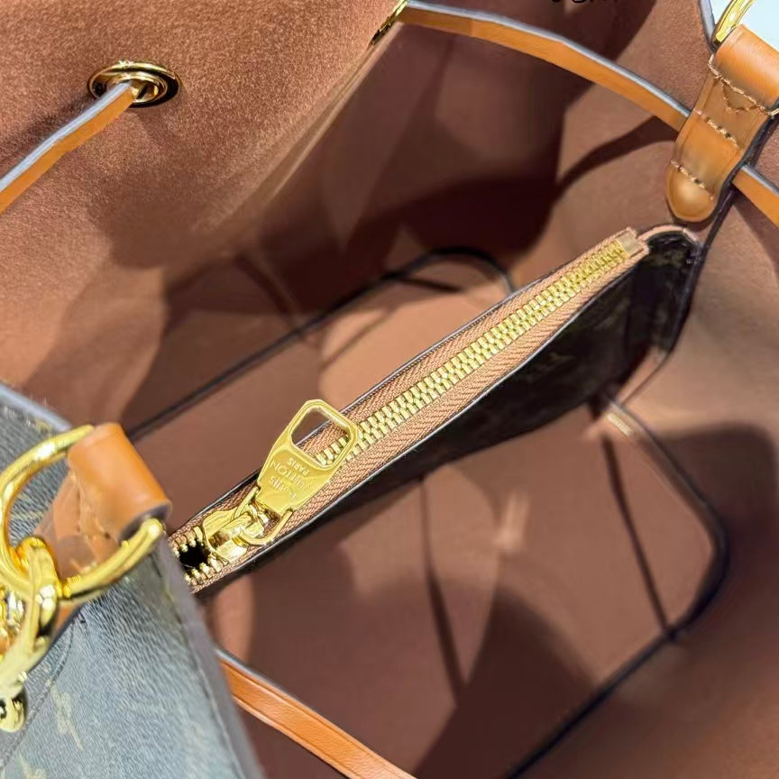 High-end Bag Customization - LV
