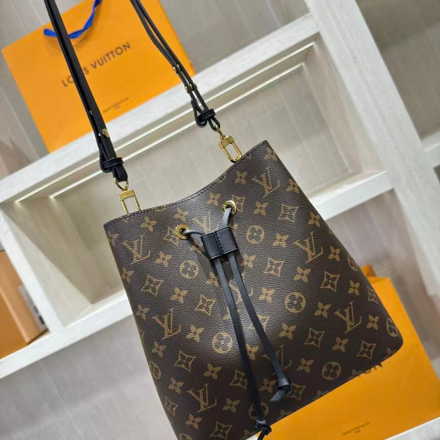 High-end Bag Customization - LV