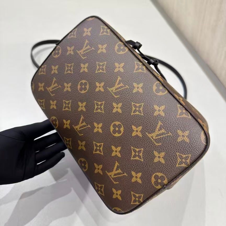 High-end Bag Customization - LV