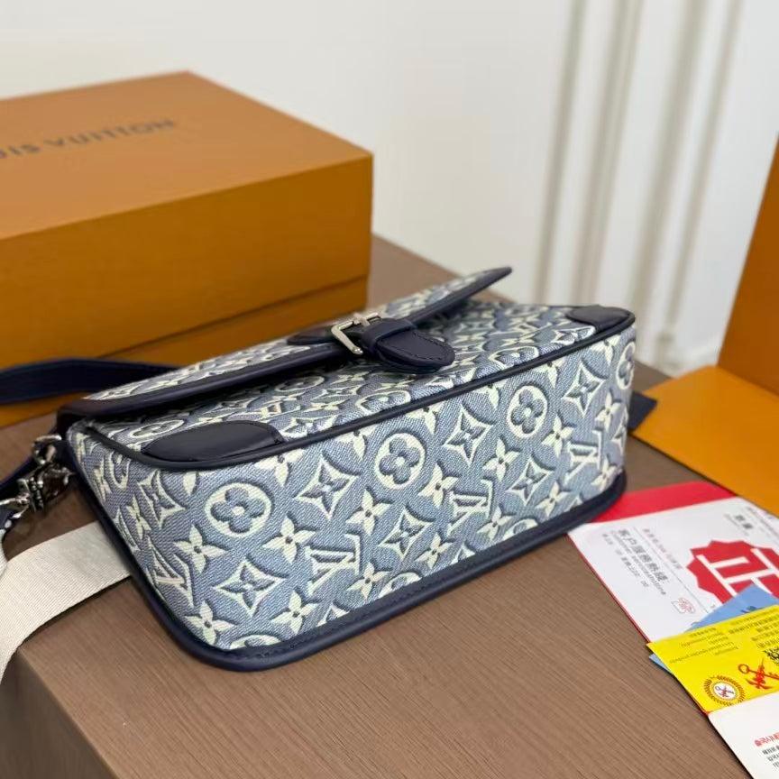 High-end Bag Customization - LV